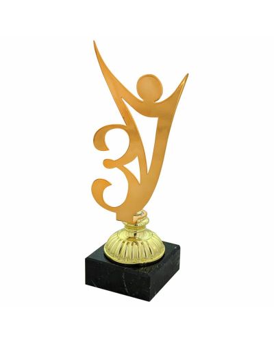 statuetka-4252c-trojka.jpg