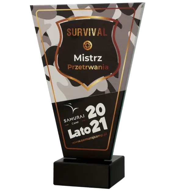 Statuetka-Mistrz-Przetrwania-bok.jpg