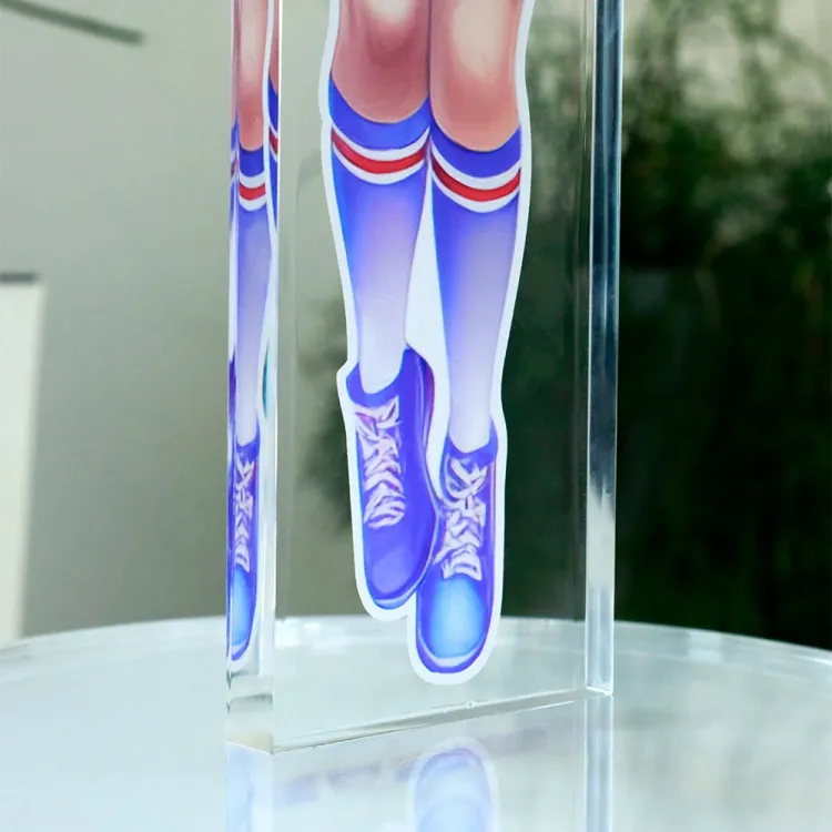 Statuetka-cheerleaderka_3.jpg