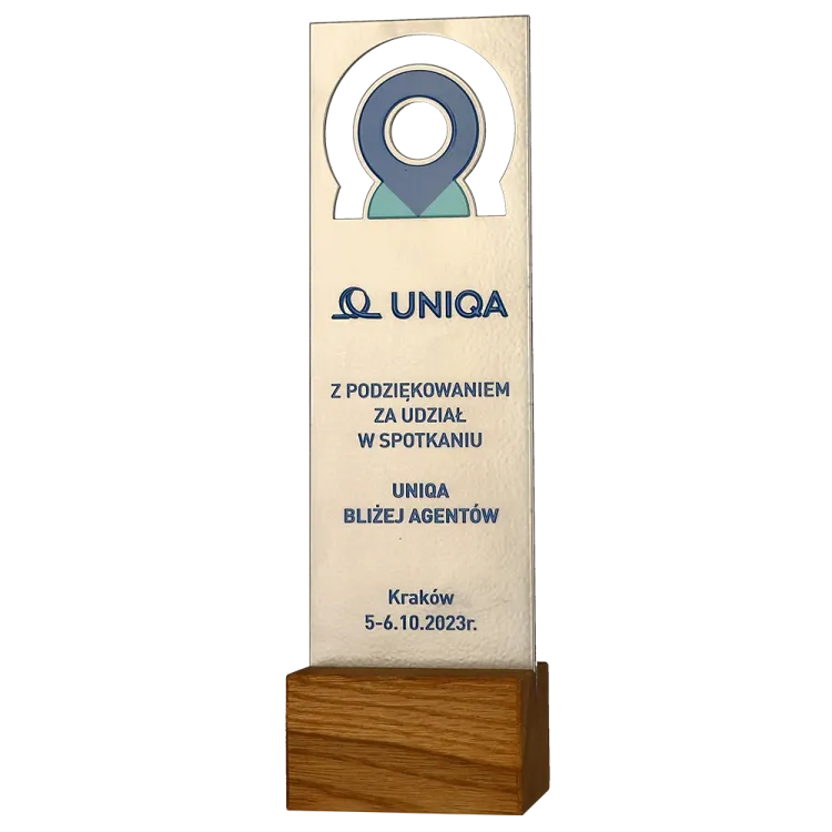 Nagroda-dla-agenta-ubezpieczeniowego-Uniqa_1.jpg