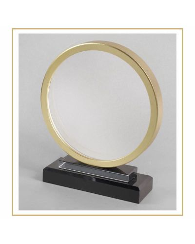 statuetka-szklana-sk103-z-metalem-i-etui.jpg