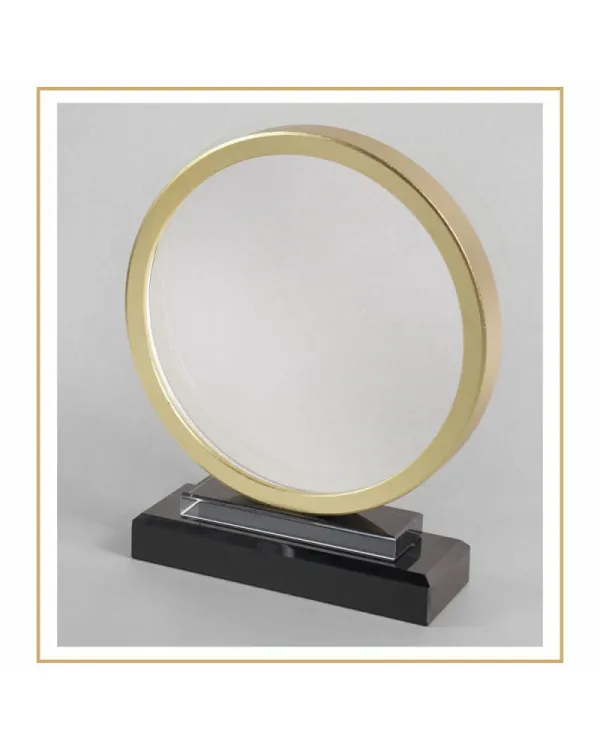 statuetka-szklana-sk103-z-metalem-i-etui.jpg