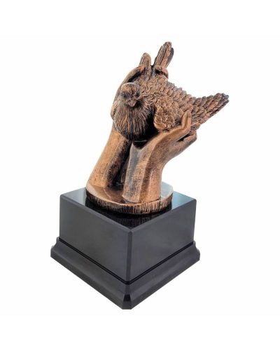statuetka-odlg02c-golab.jpg