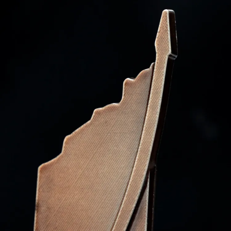 Statuetka-odlewana-dla-firm_2.jpg