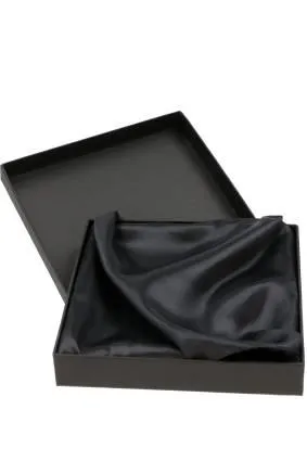 etui-papierowe-wypelnione-satyna.jpg