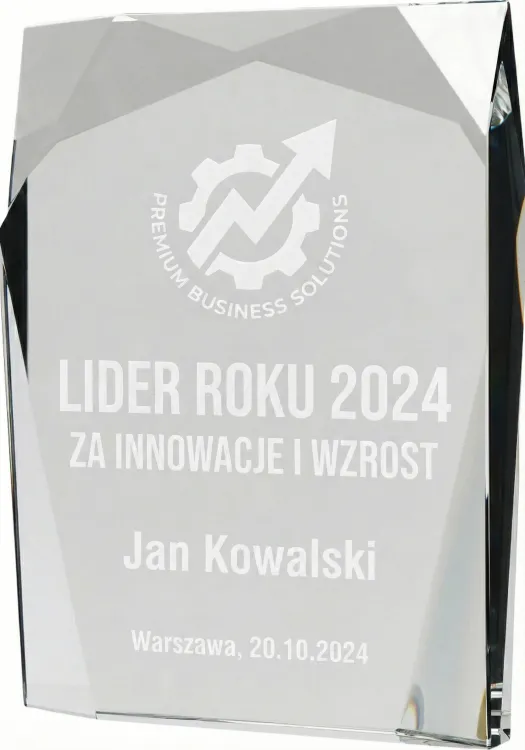 Kryształowa nagroda na event elegancki mleczny grawer bez tła
